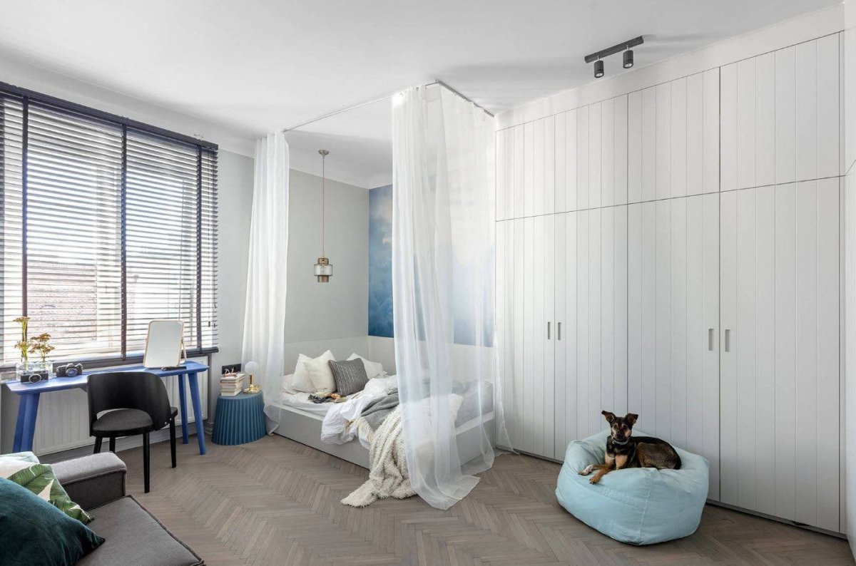 Зонирование шторами