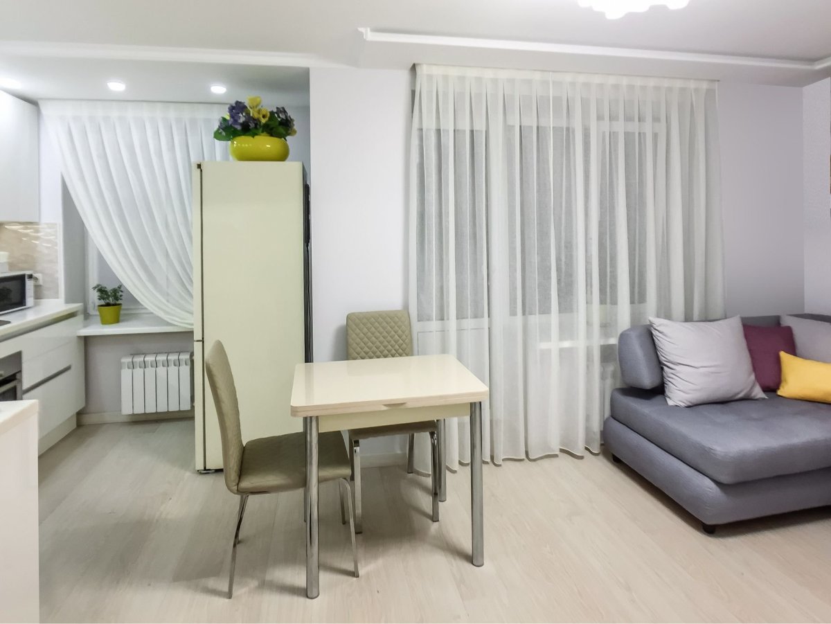 Шторы в маленькой студии