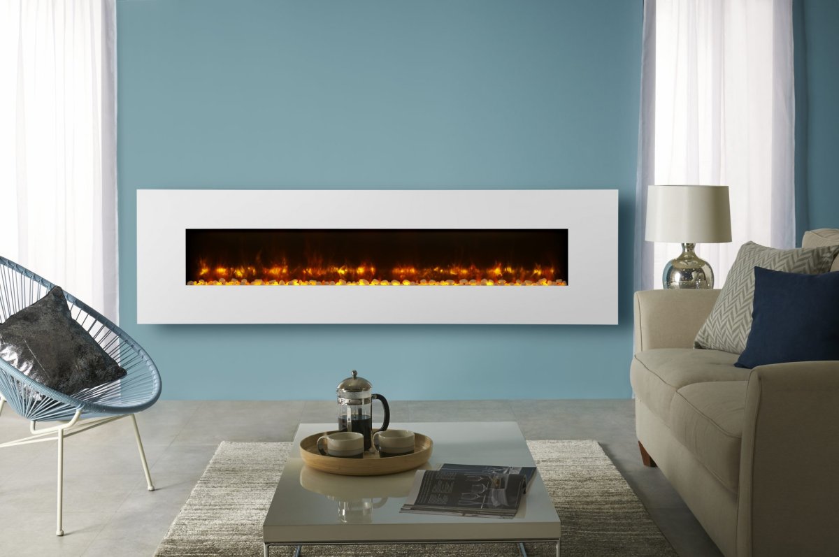 Встроенный камин в гостиной