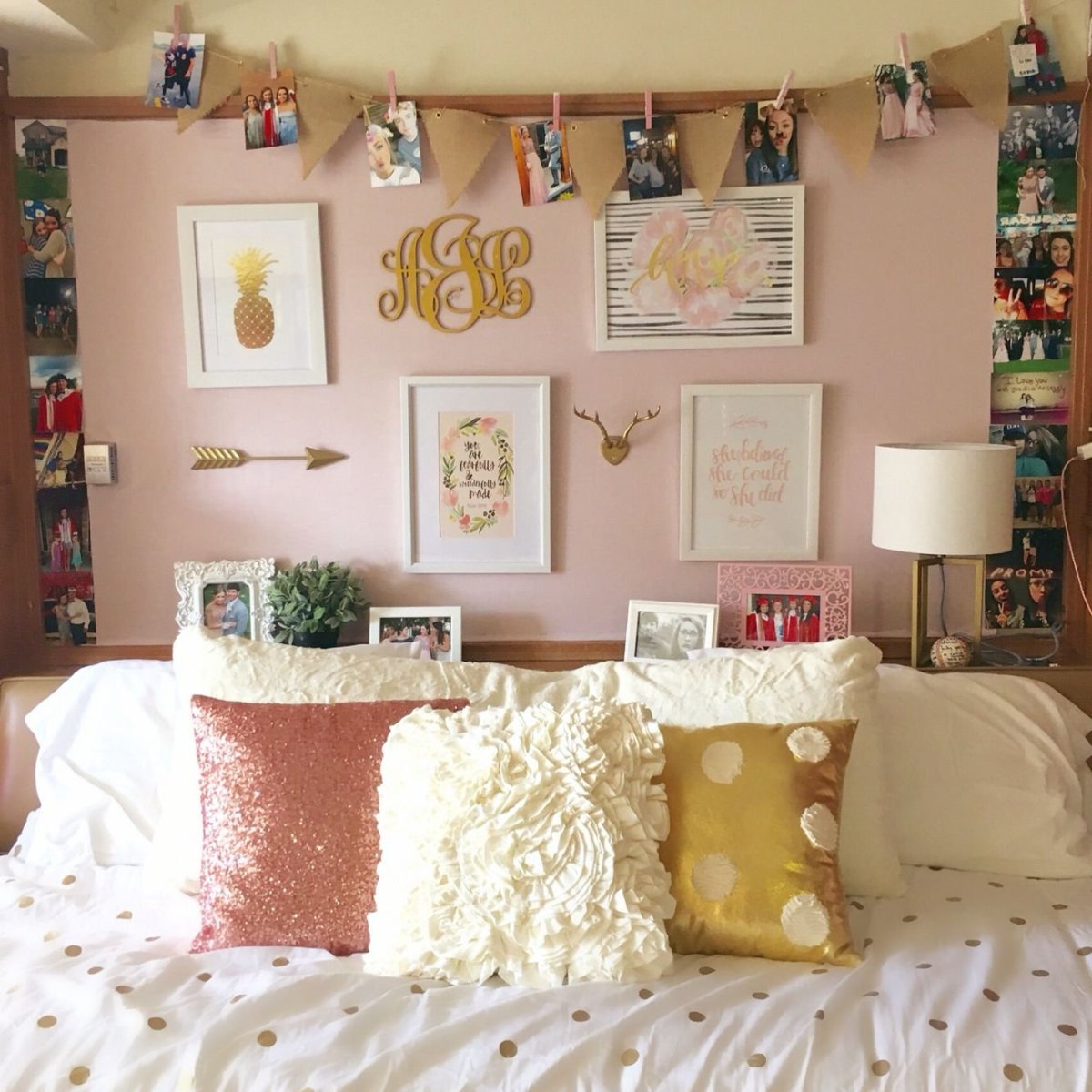 Подушки для декора комнаты подростка