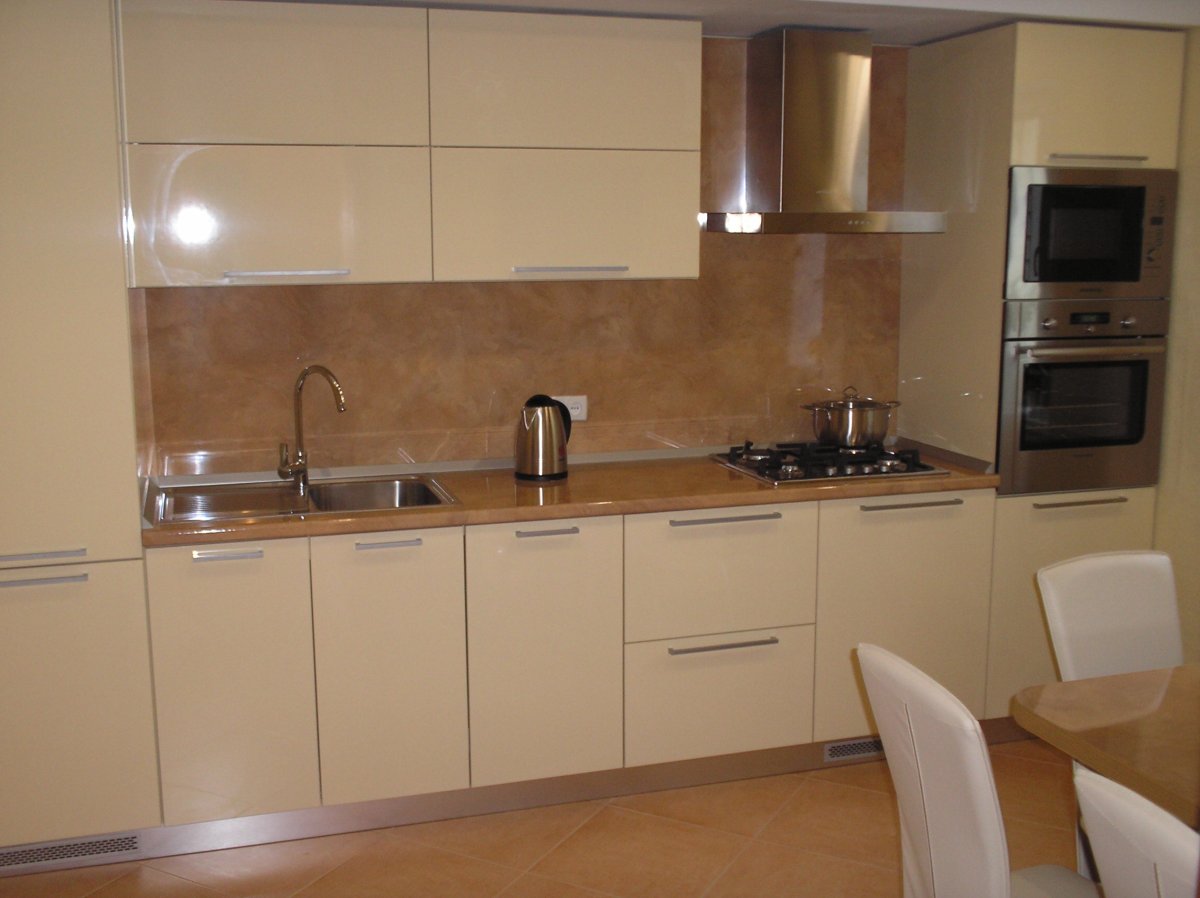 Кухня шампань металлик