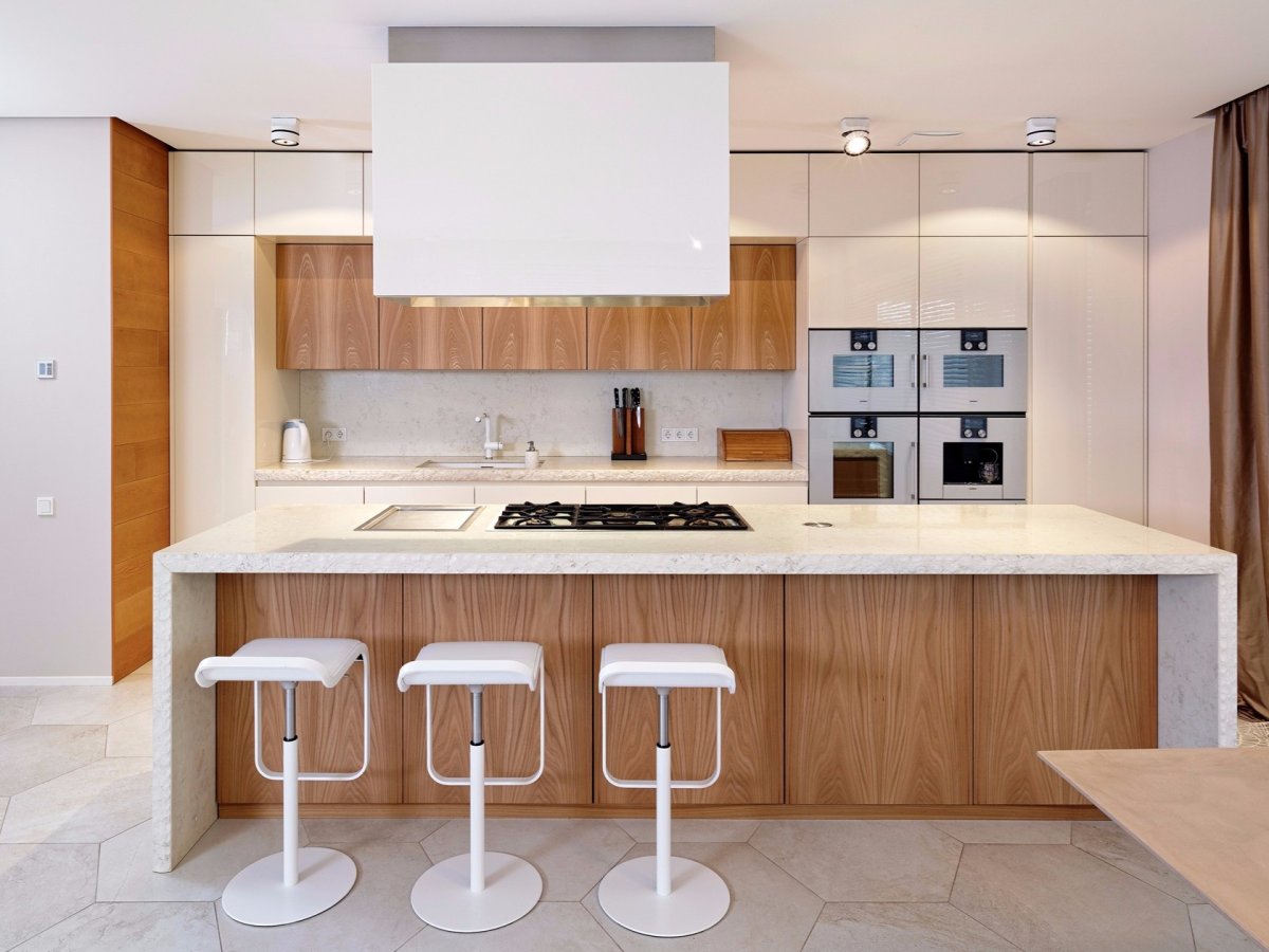 Кухонные гарнитуры с островом