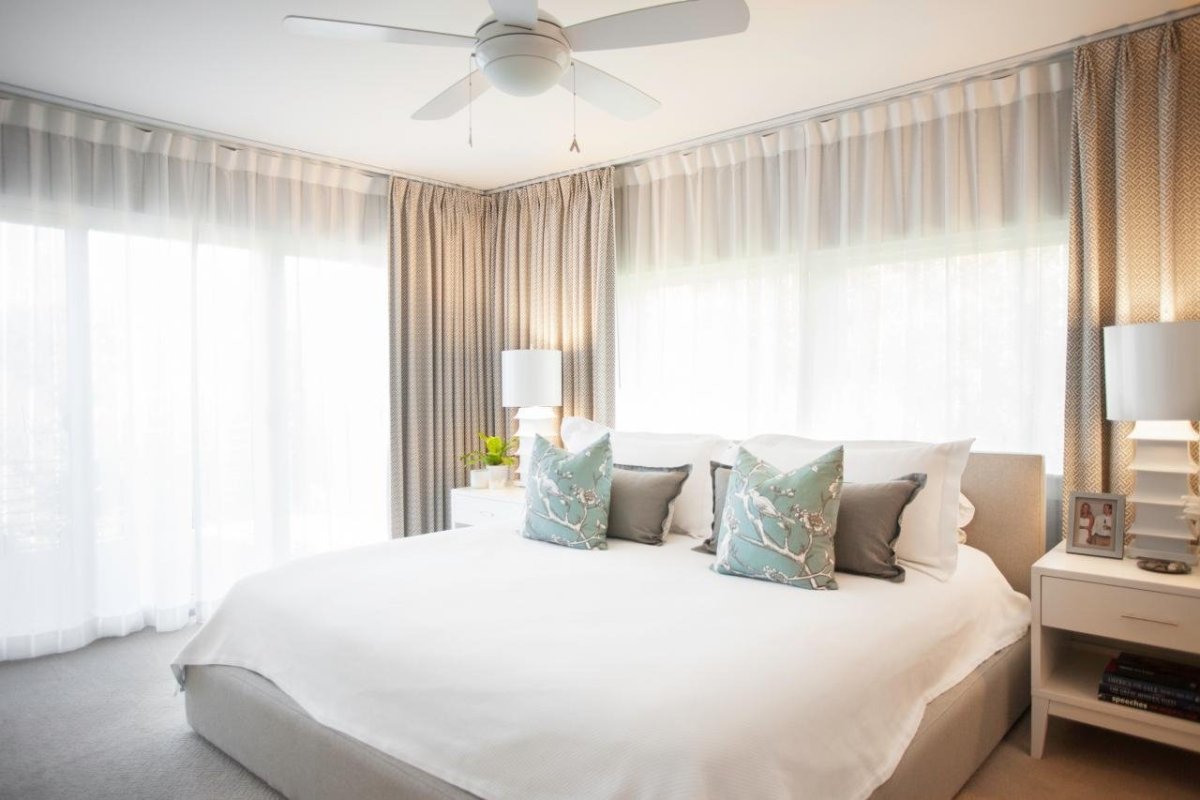 Занавески на угловые окна