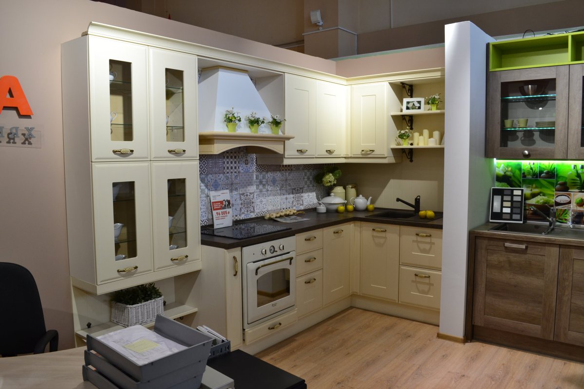 Лорена Николь