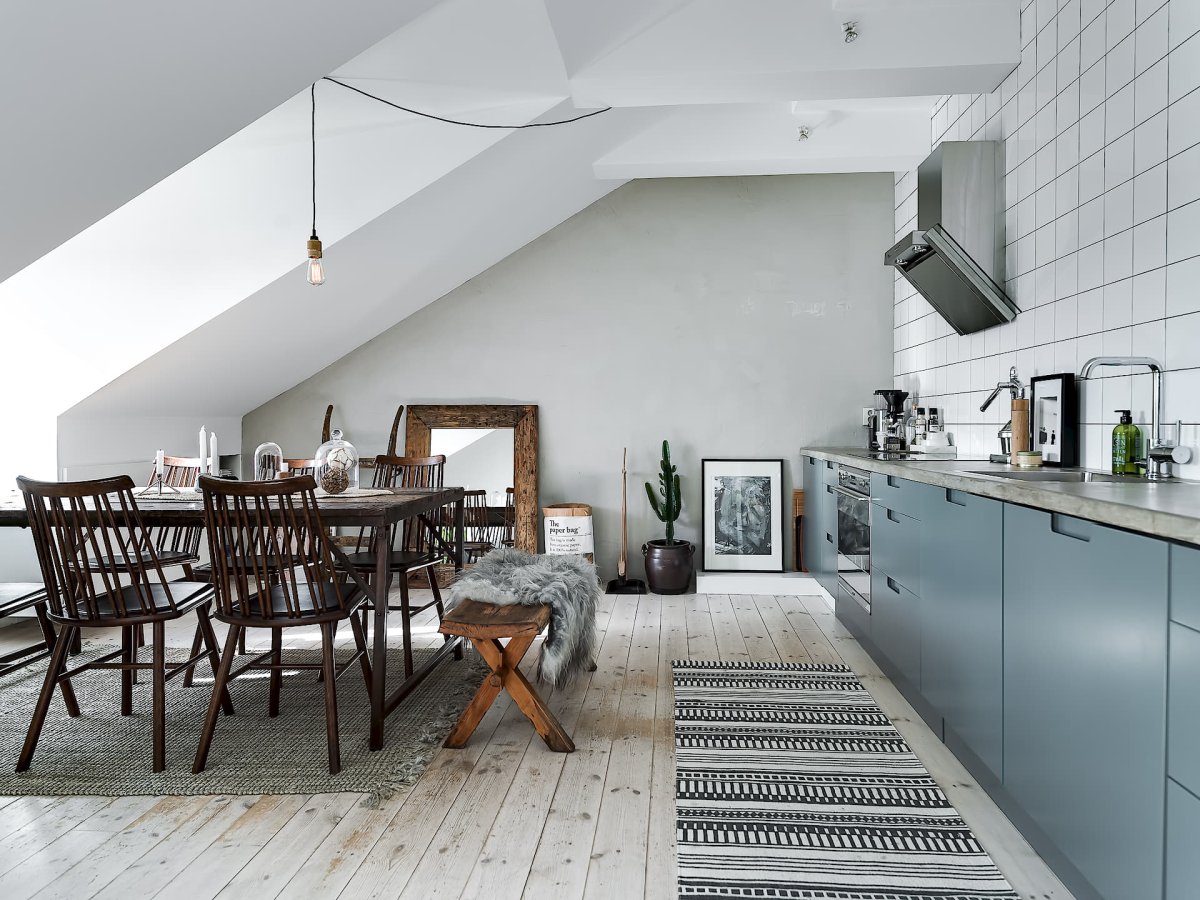 Кухня на мансарде в стиле лофт