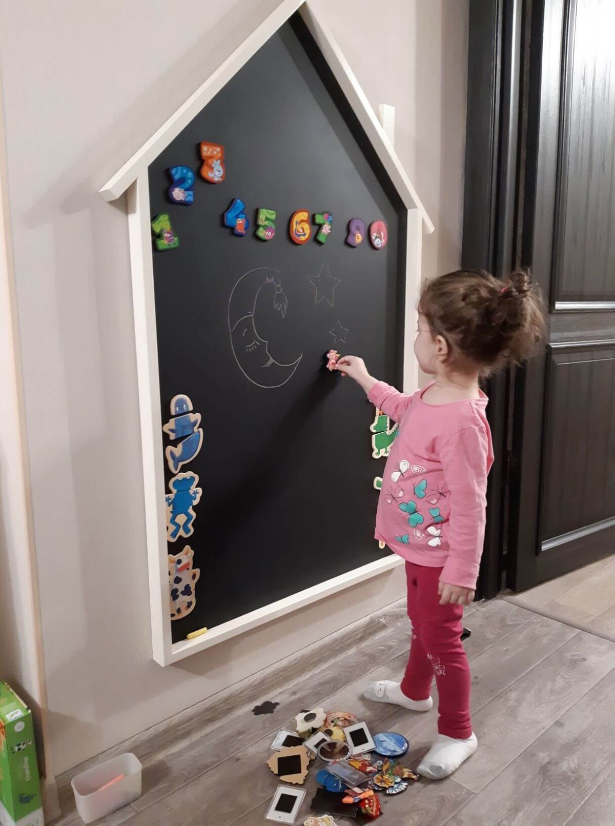 Доска для магнитиков на стену