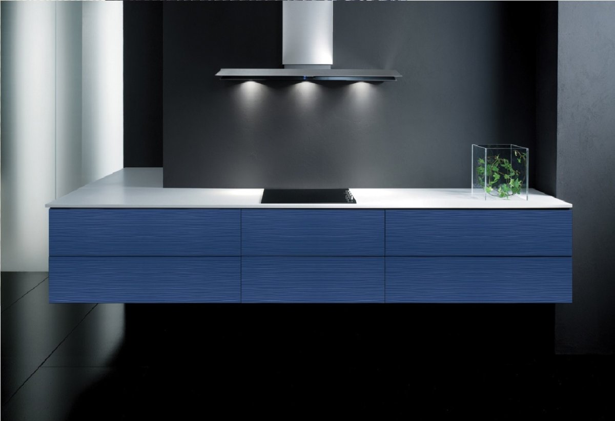 РГБ подсветка на кухне