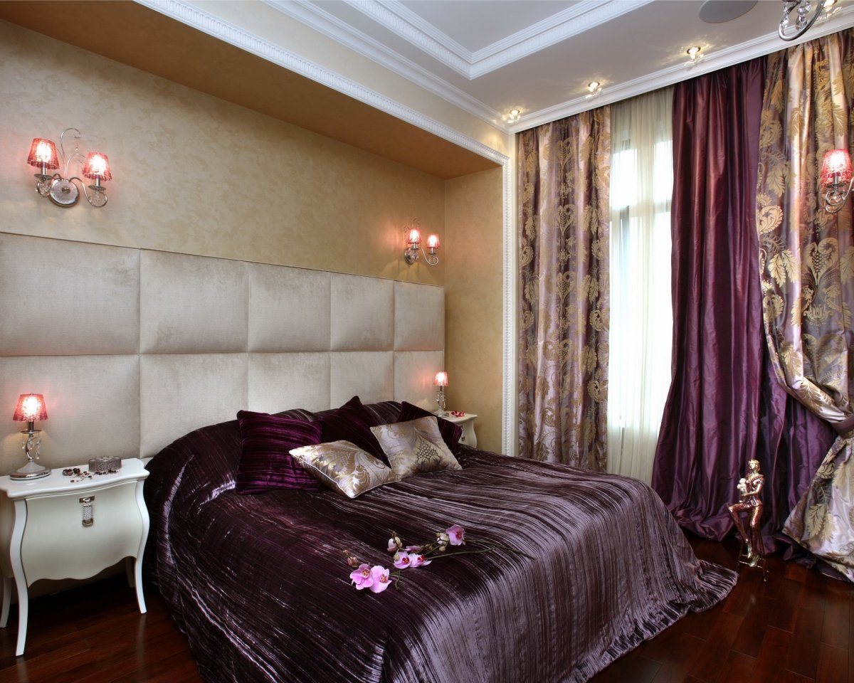 Фиолетовые шторы в спальню
