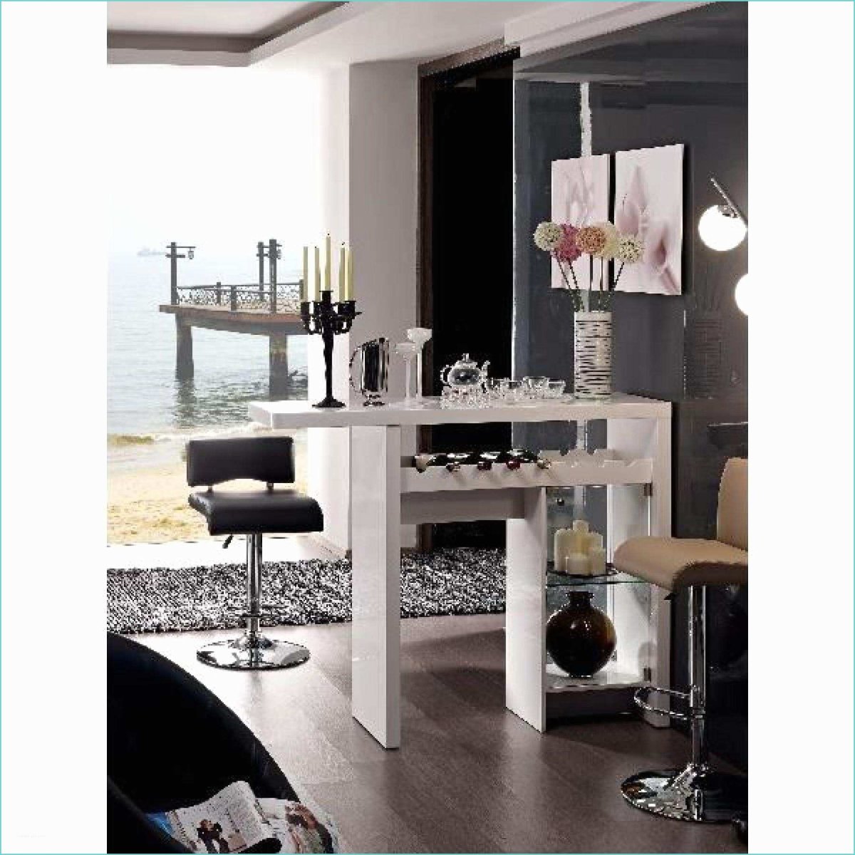 Барная стойка с зеркалом