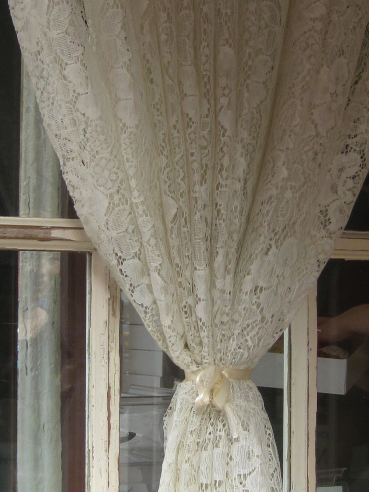 Детские занавески с кружевами