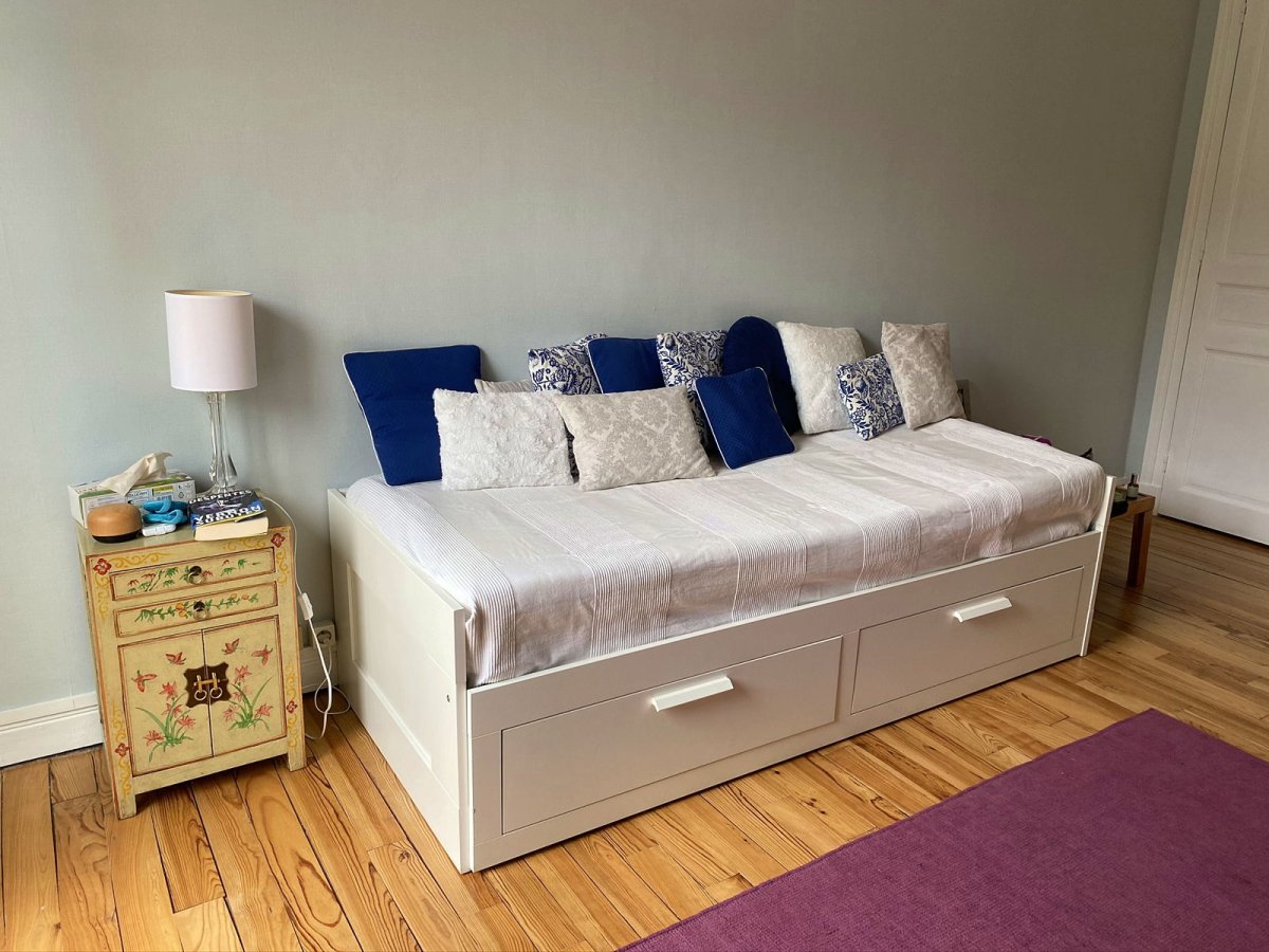 Brimnes БРИМНЭС тумба с ящиками на колесах