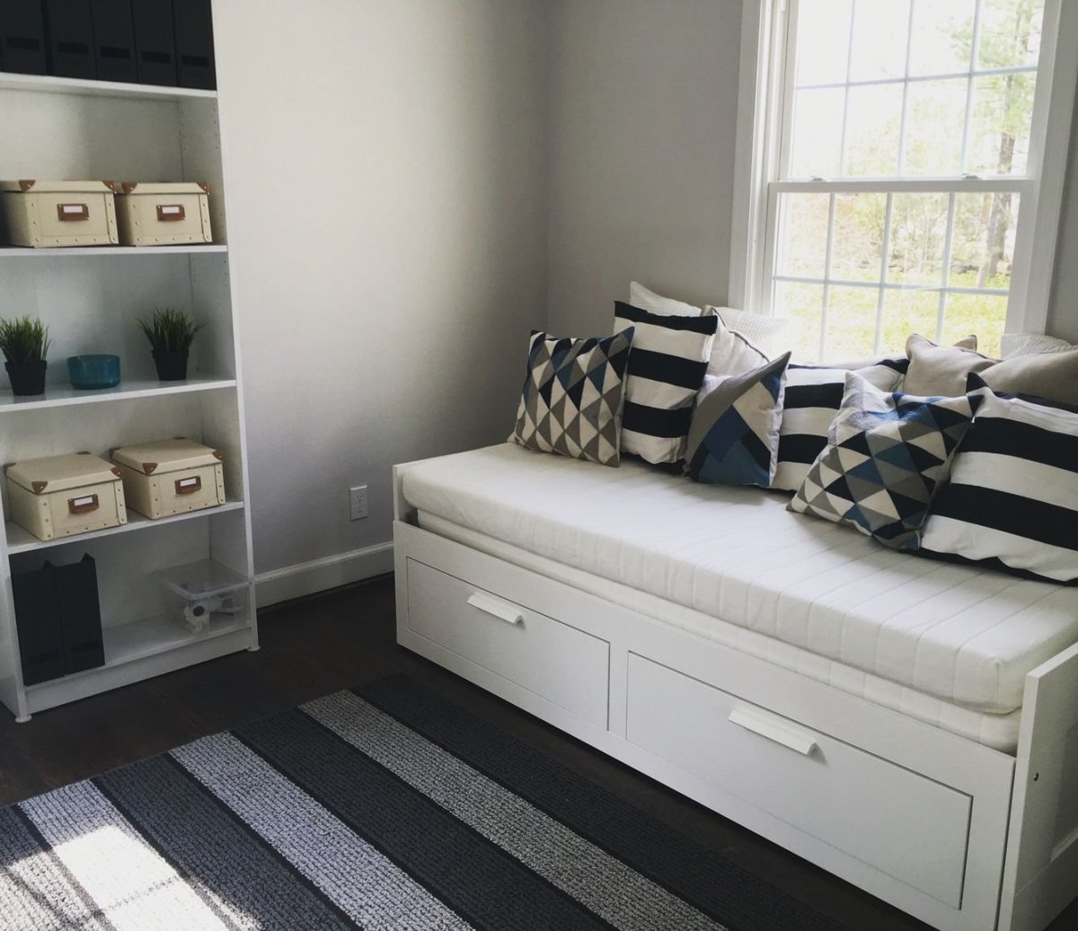 Кровать ikea БРИМНЭС