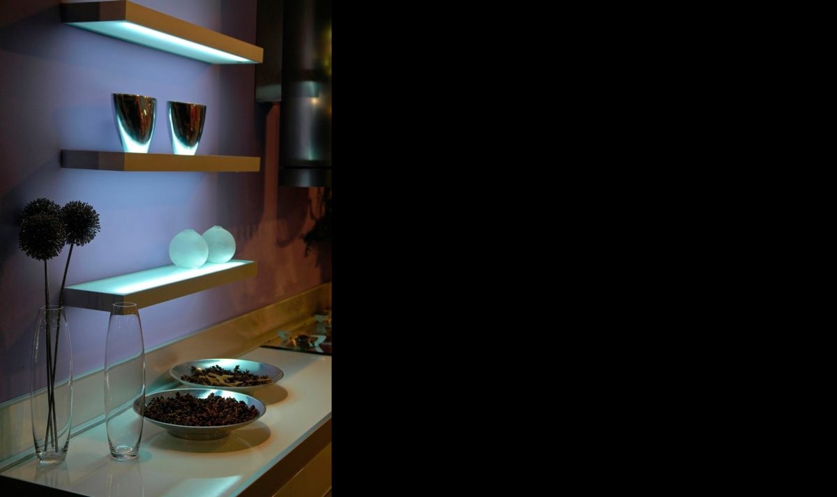 HLT полка с подсветкой led 863x328