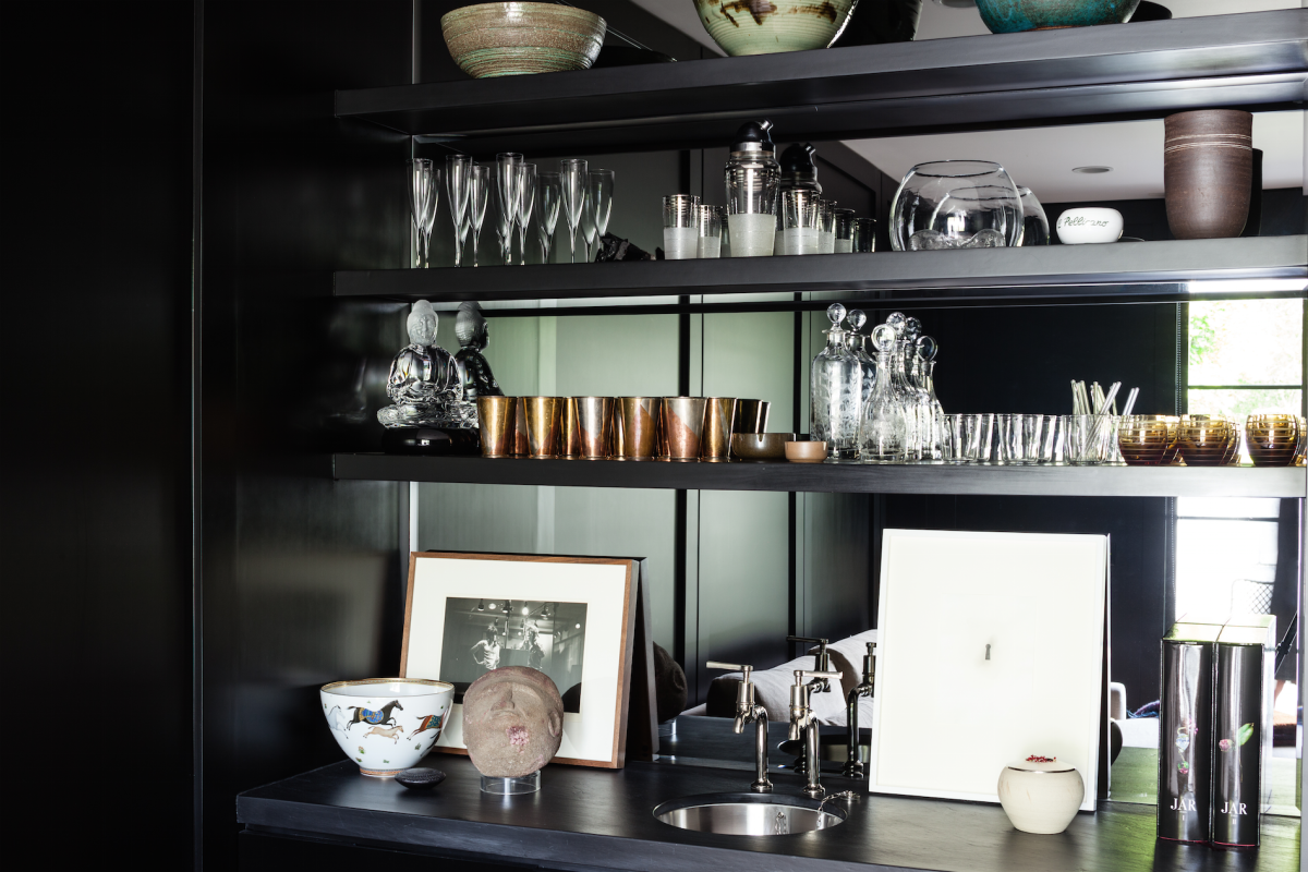 Книжные полки с подсветкой