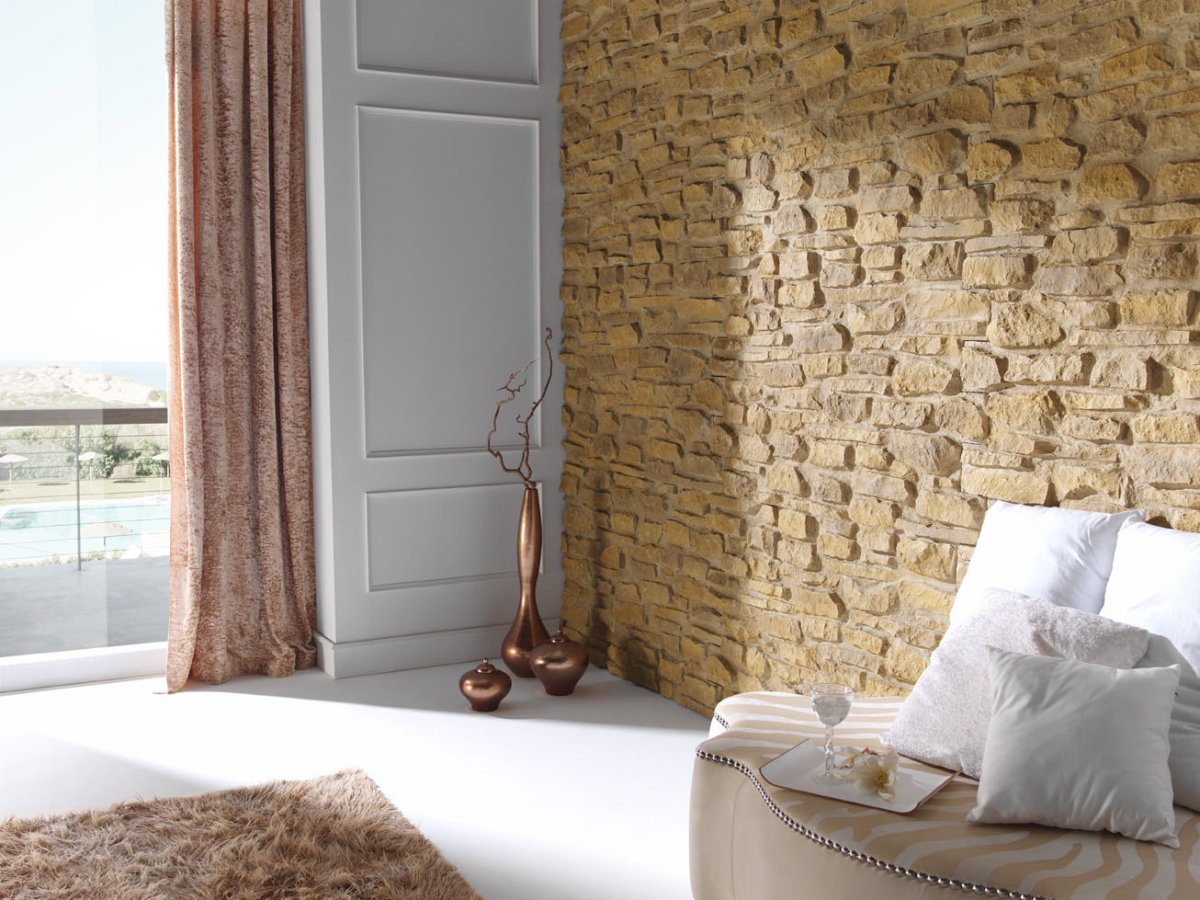 Отделка камнем внутри