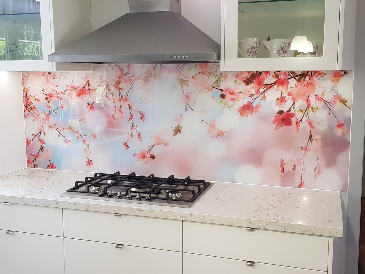 Фартук над плитой