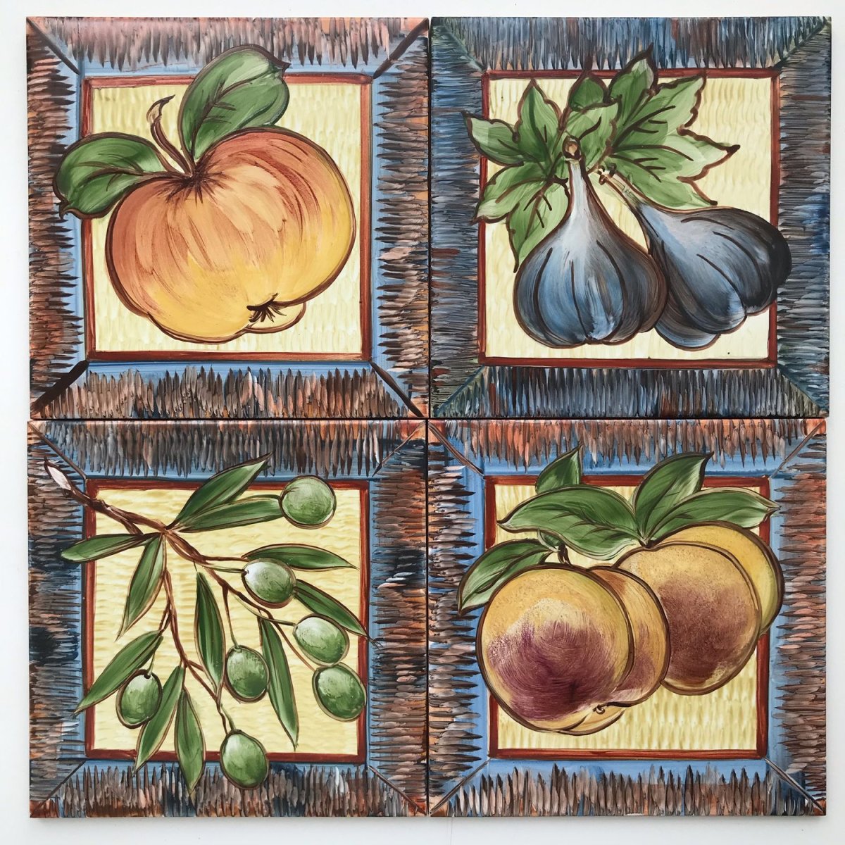 Португальская плитка азулежу на кухне