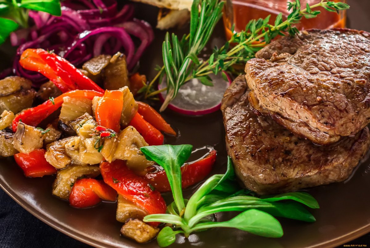 Салат в ресторане