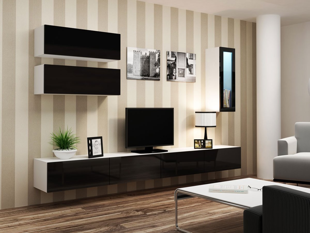 Белая гостиная с подсветкой