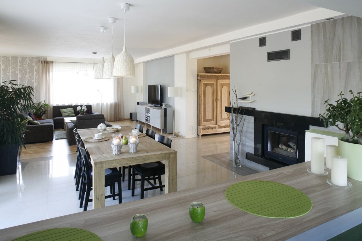 Гостиная совмещенная с кухней с перегородкой