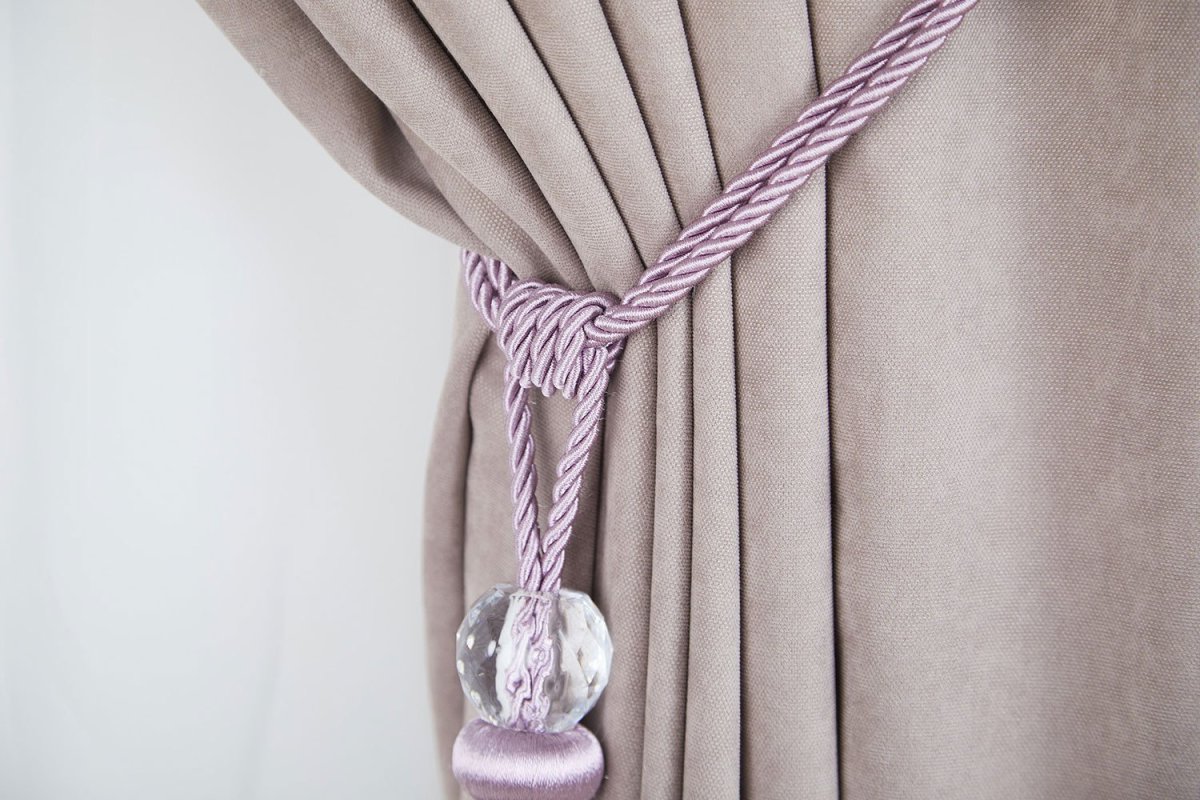 Подхваты для штор на магнитах