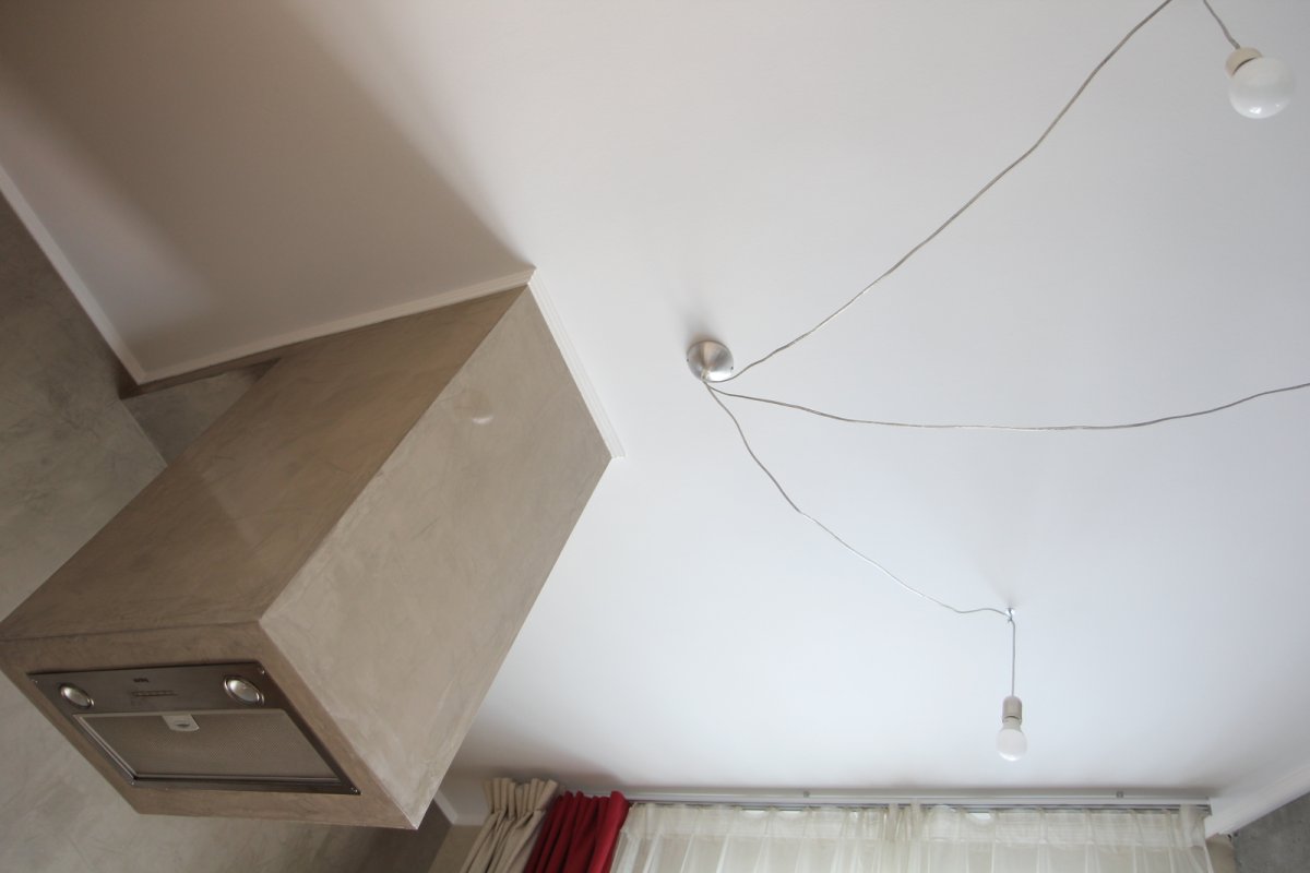 Короб из гипсокартона для вытяжки на кухне