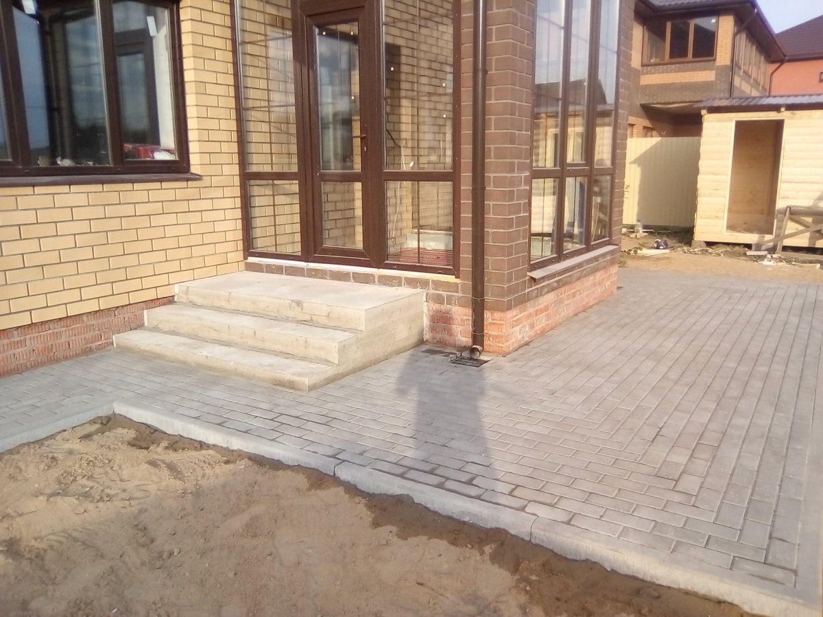 Отмостка вокруг дома