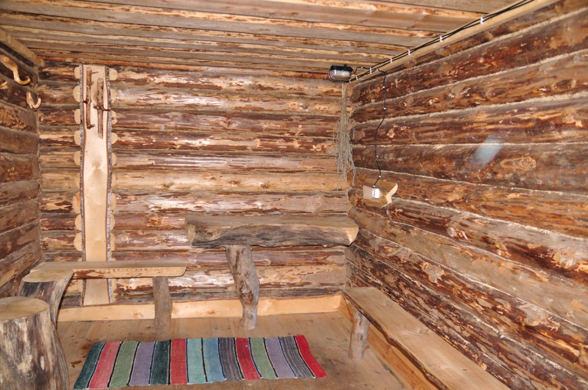 Необрезная доска в интерьере