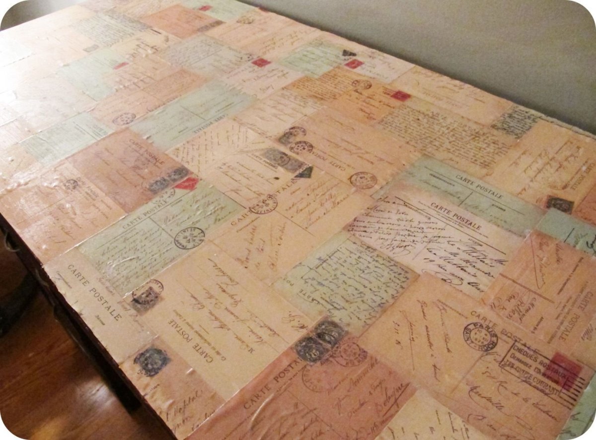 Декупаж на мебели бежевого цвета