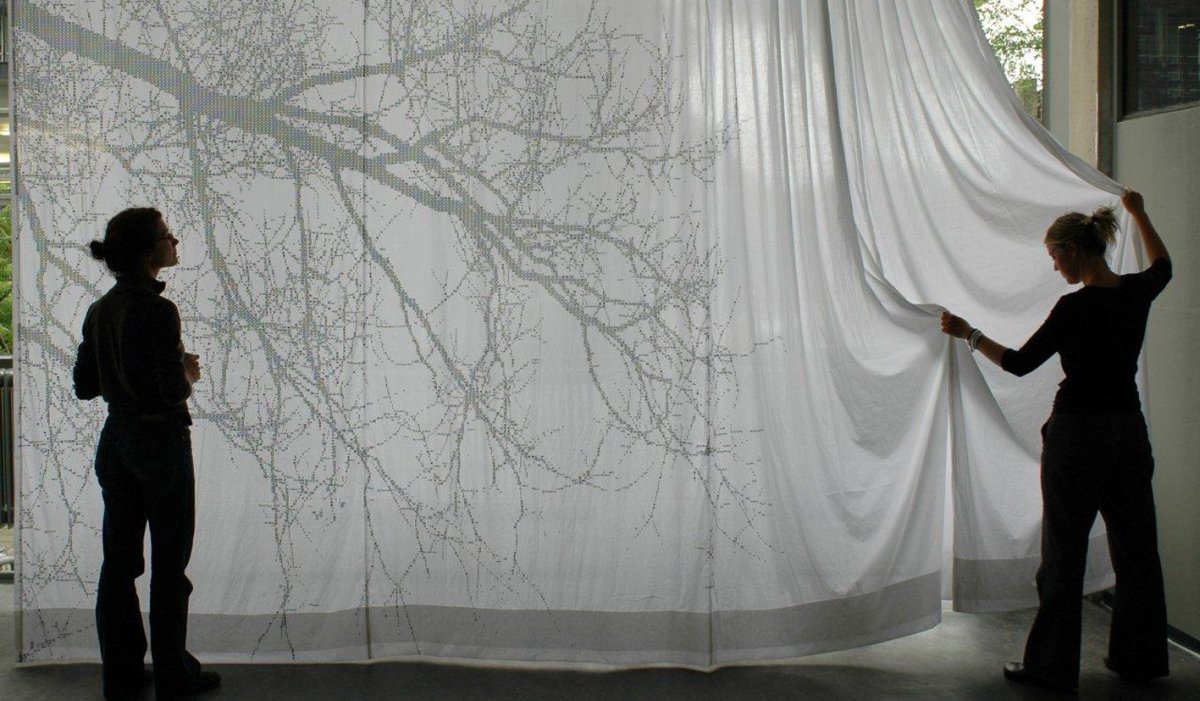 Черный занавес