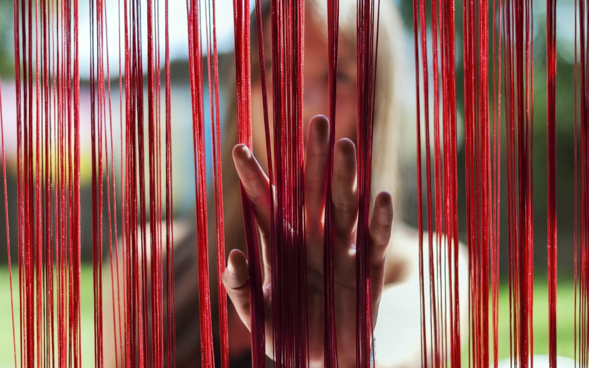 Занавес рука