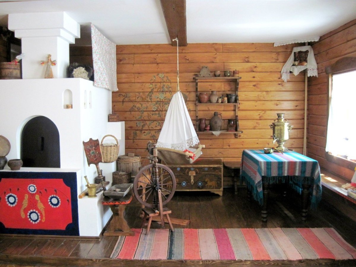 Русская изба изнутри Горница