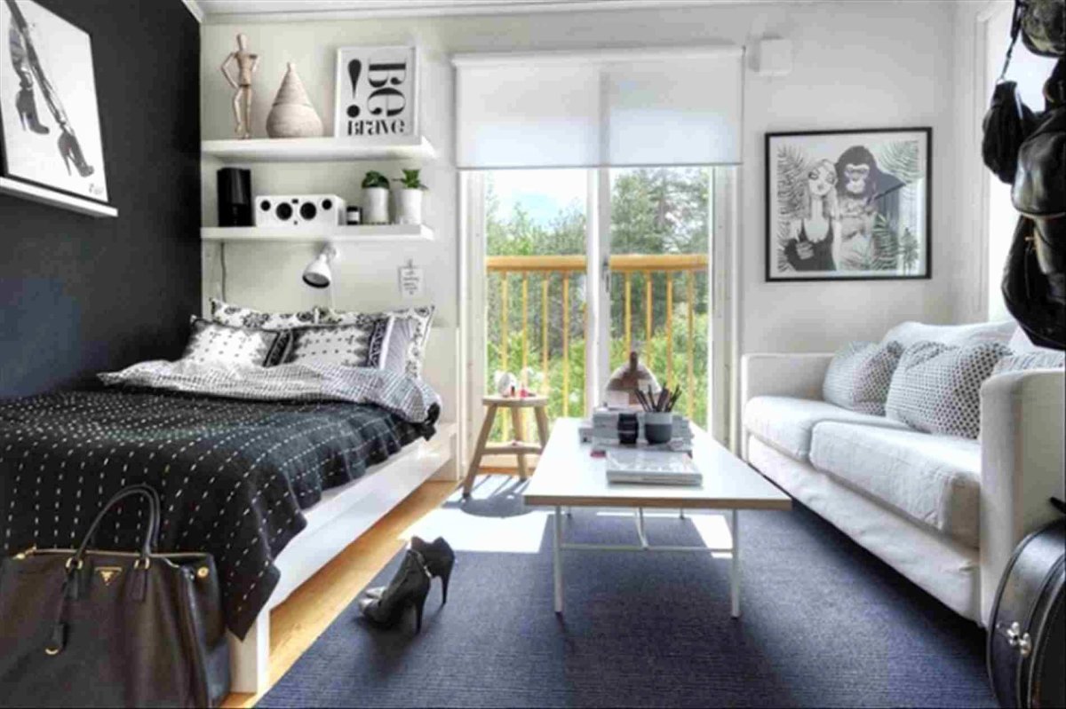 Серые стены в подростковой комнате