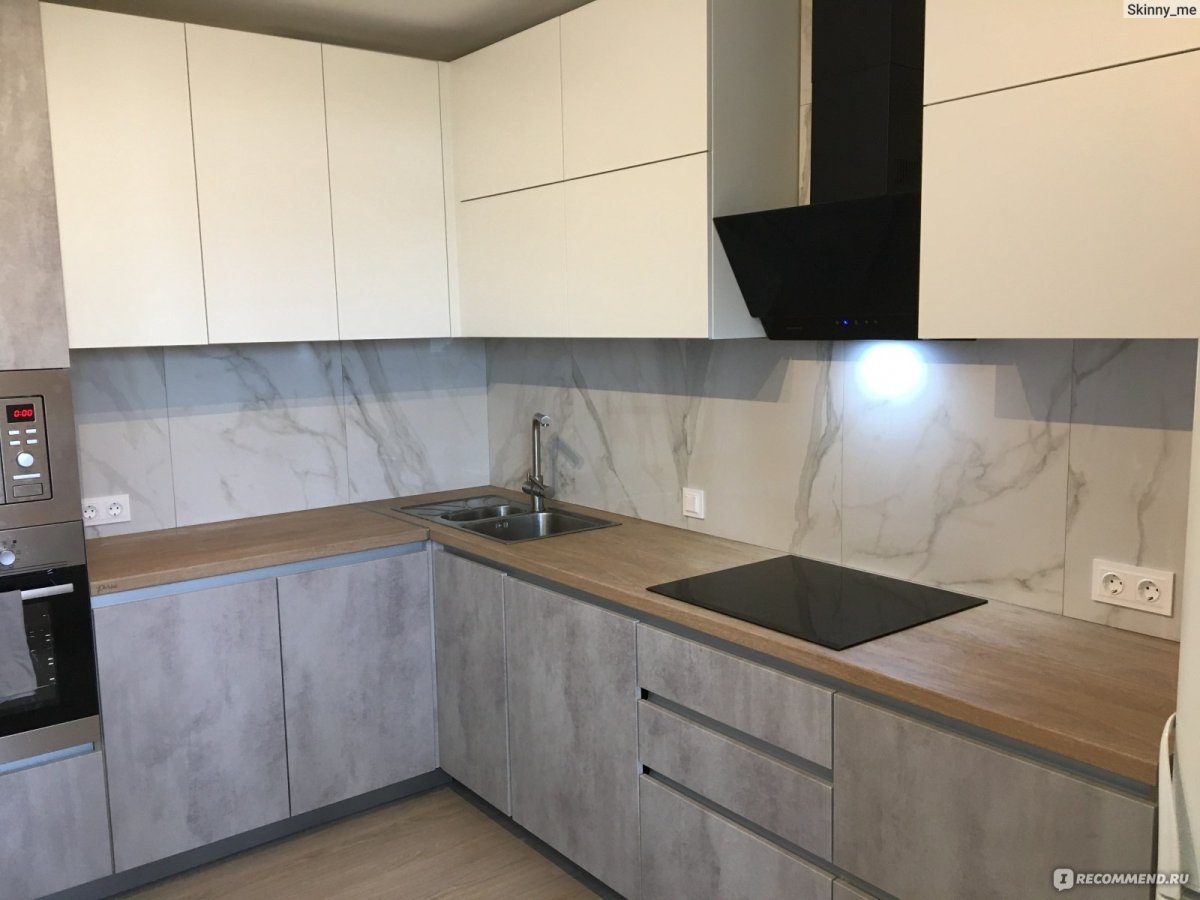 Угловой фартук кухни керамогранит