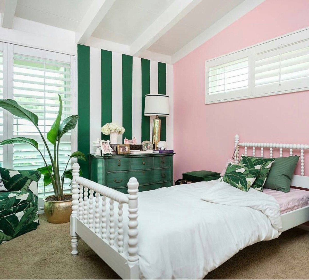 Постельные тона в интерьере