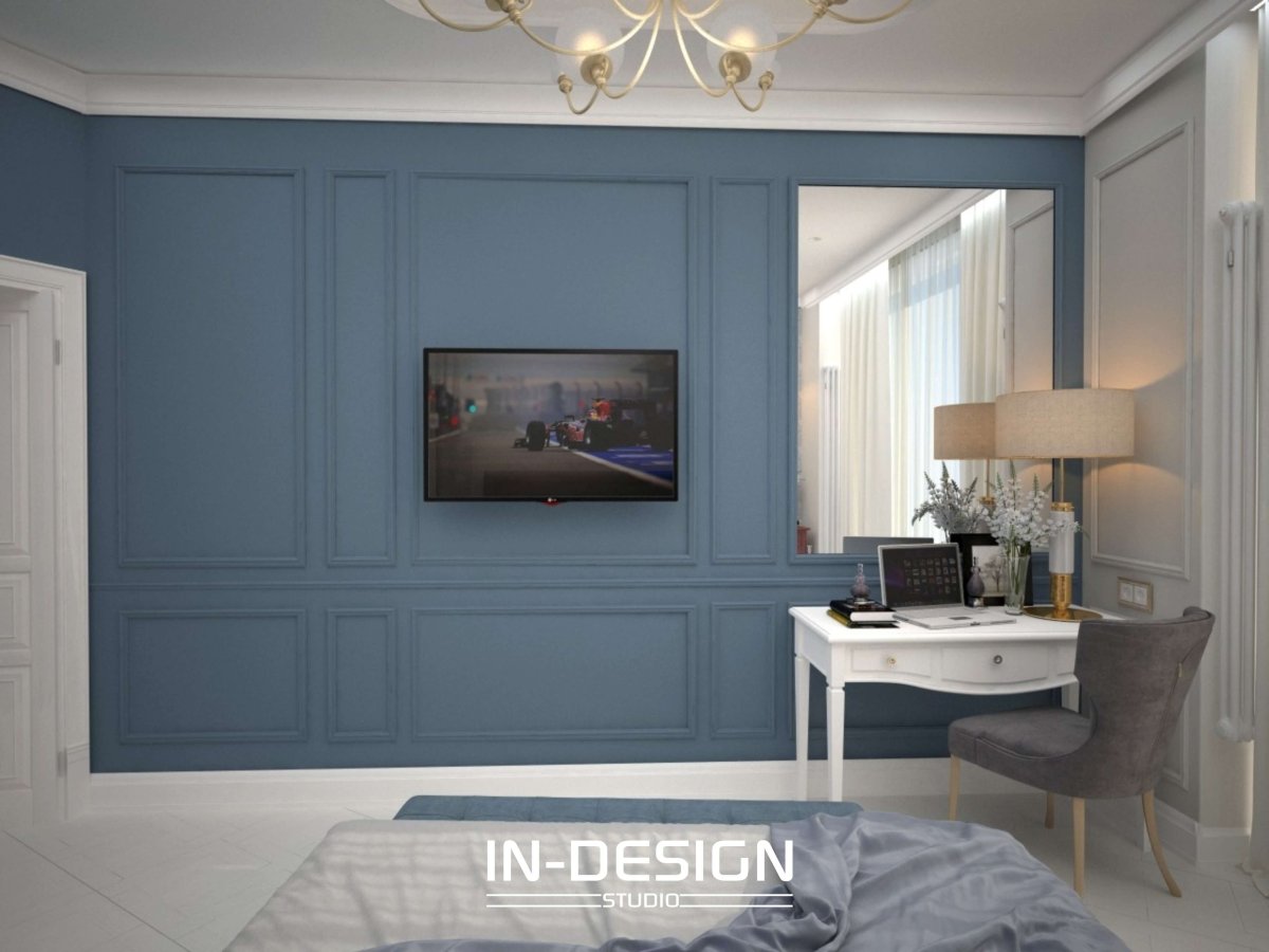 Серая стена с молдингами