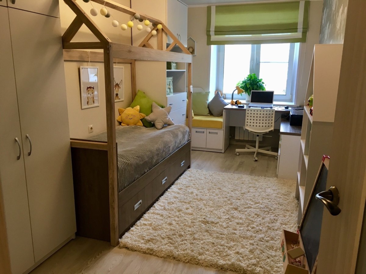 Узкая спальня в хрущевке