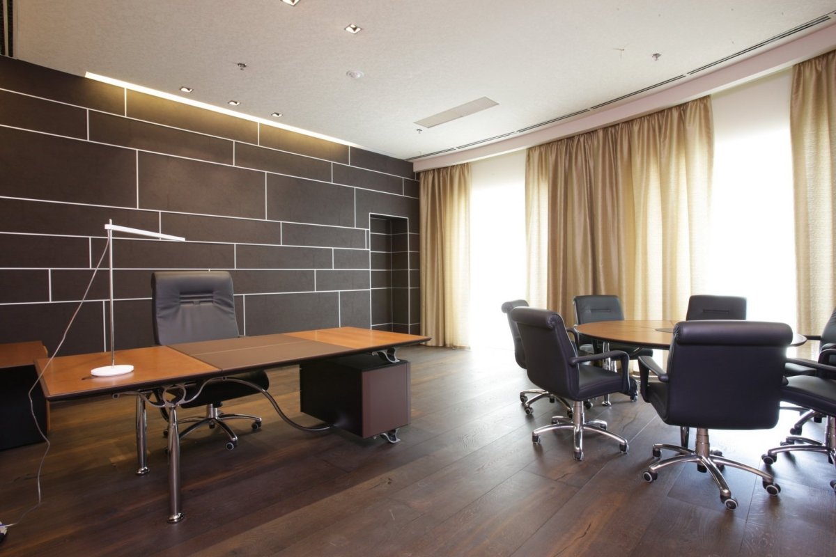 Обои в офисе интерьер