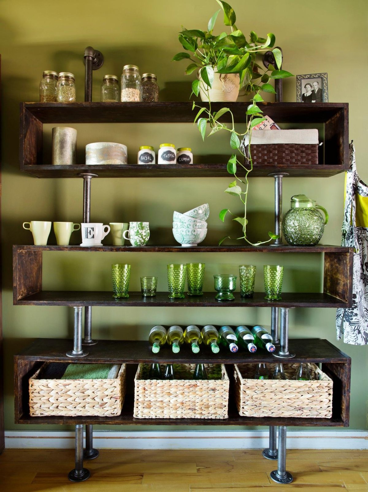 Декорированные полки