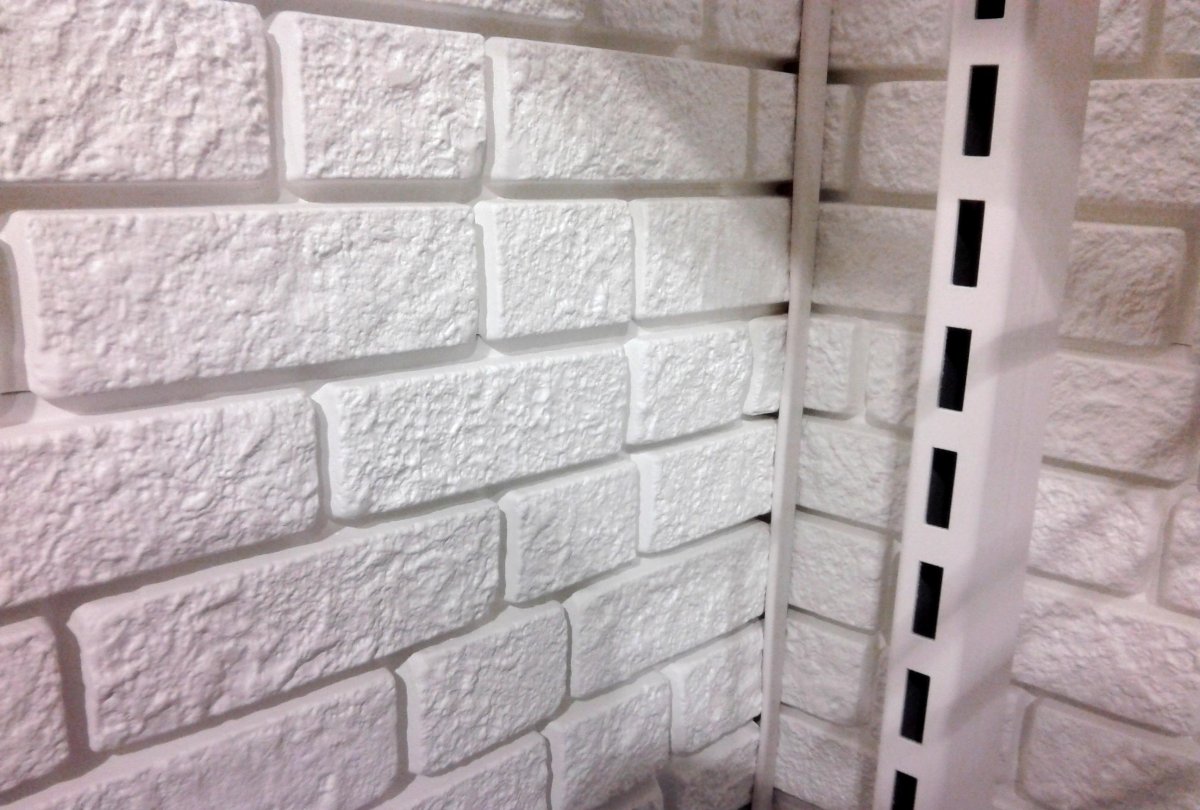 ПВХ панели под кирпич для внутренней отделки ванной