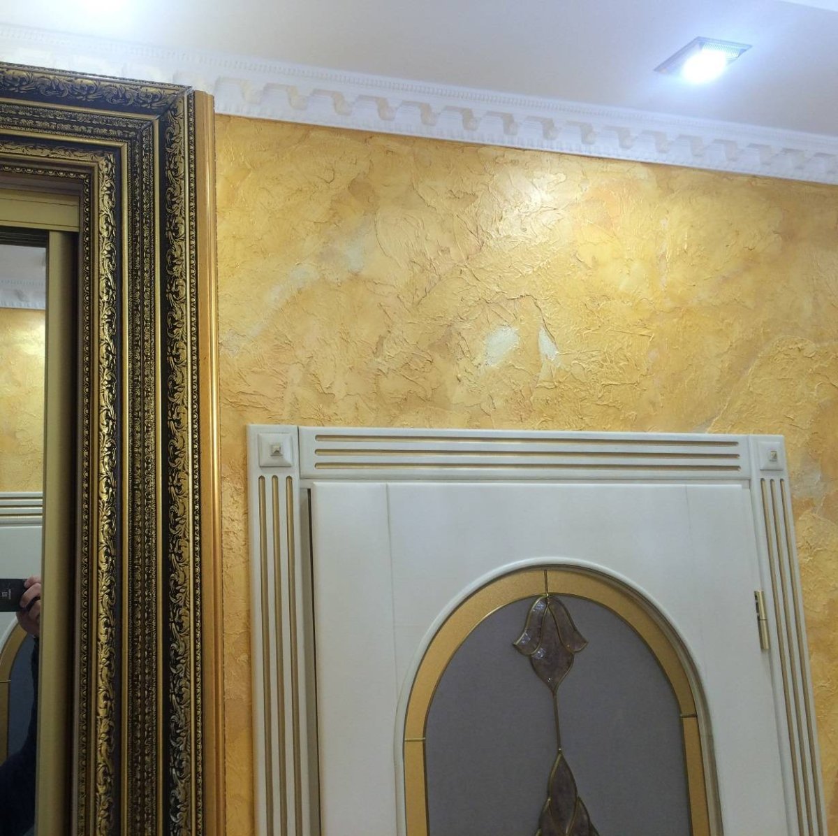 Фактурная краска марсельский воск