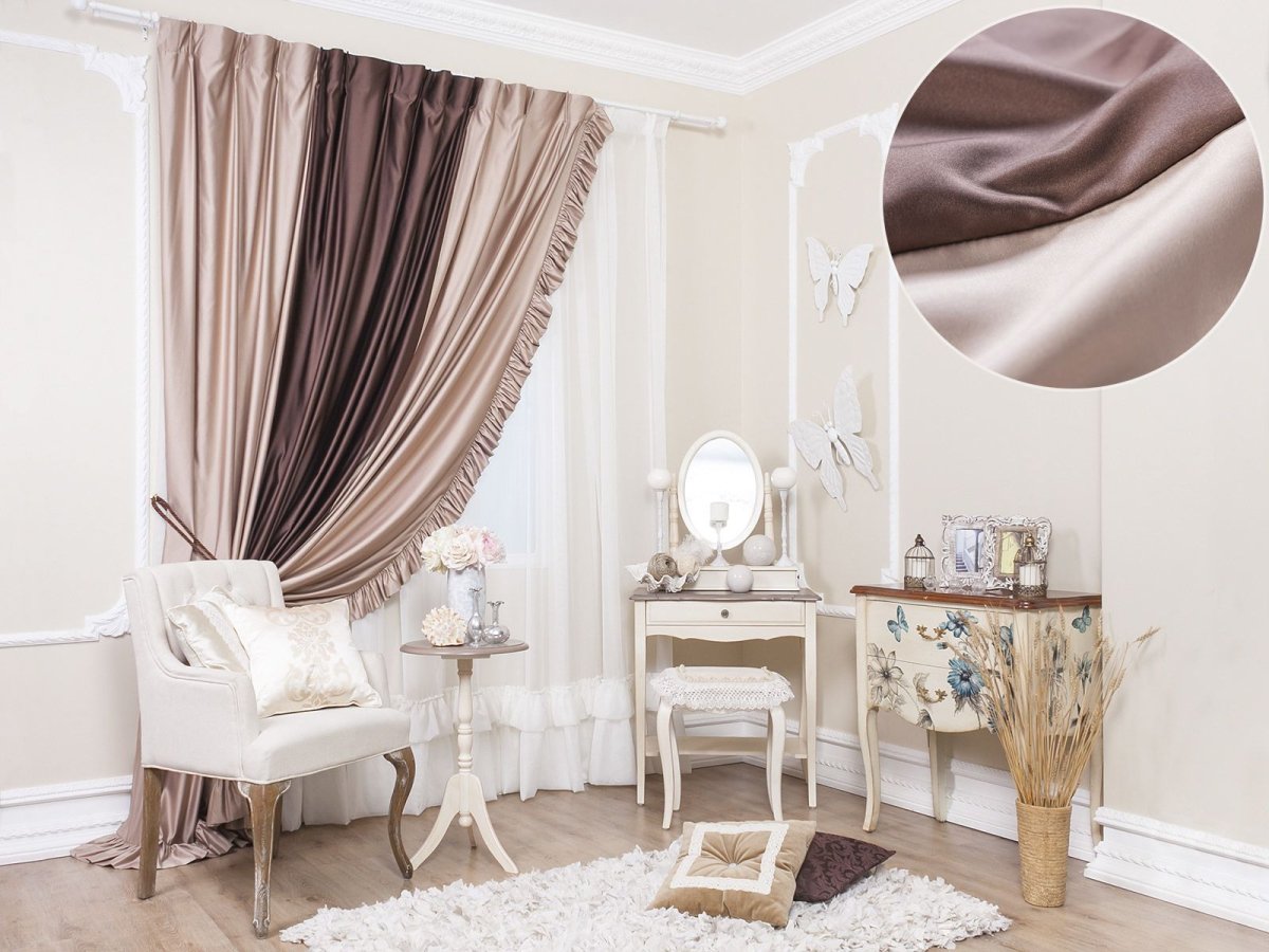 Карнизы для гостиной