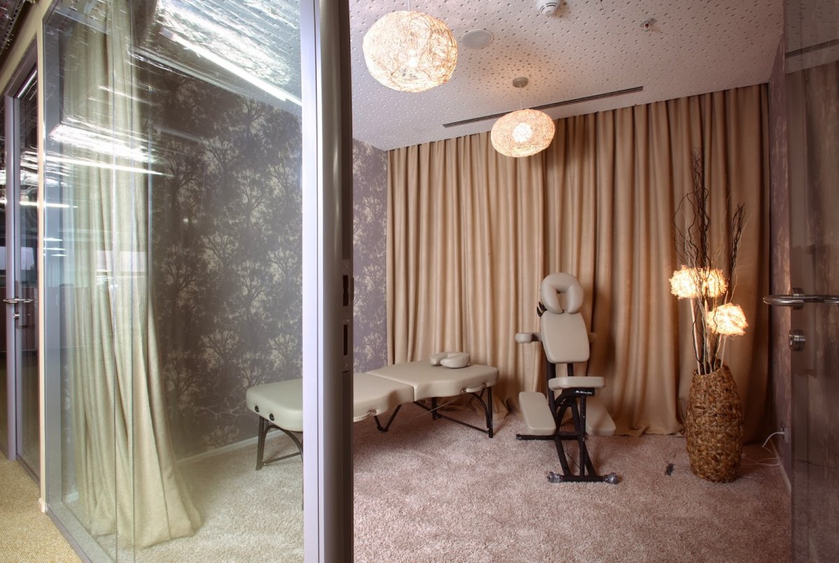 Перегородки в салоне красоты