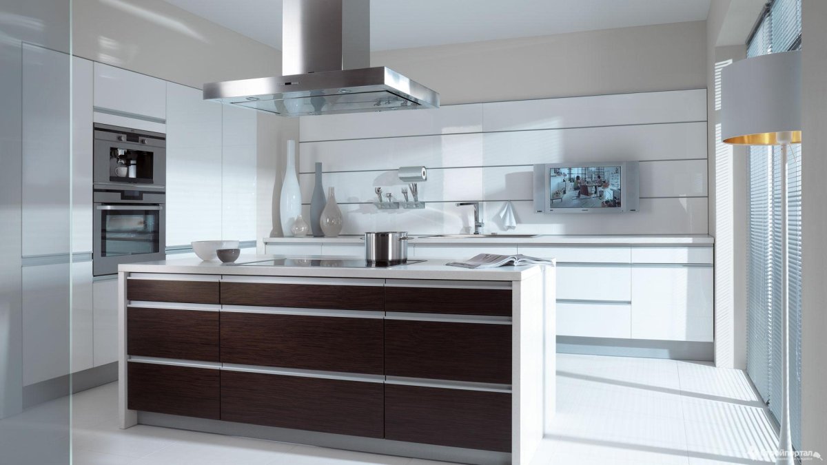 Кухня со встроенными ручками