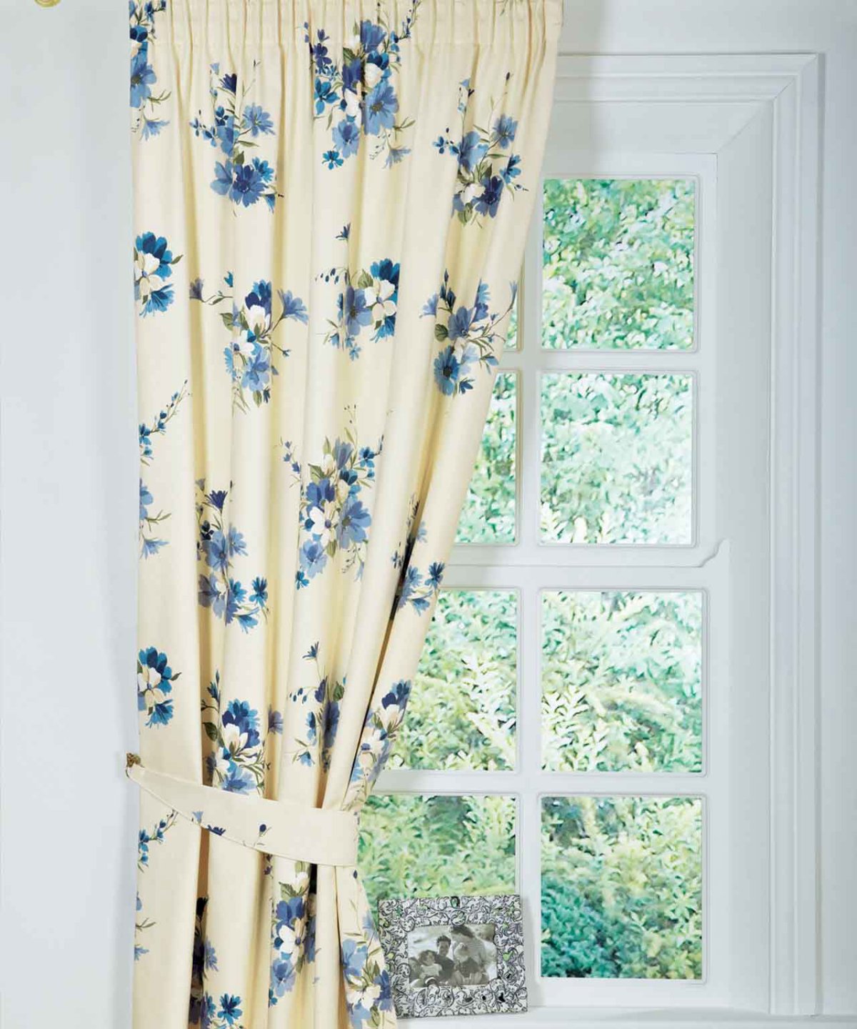 Занавески с птичками на кухню