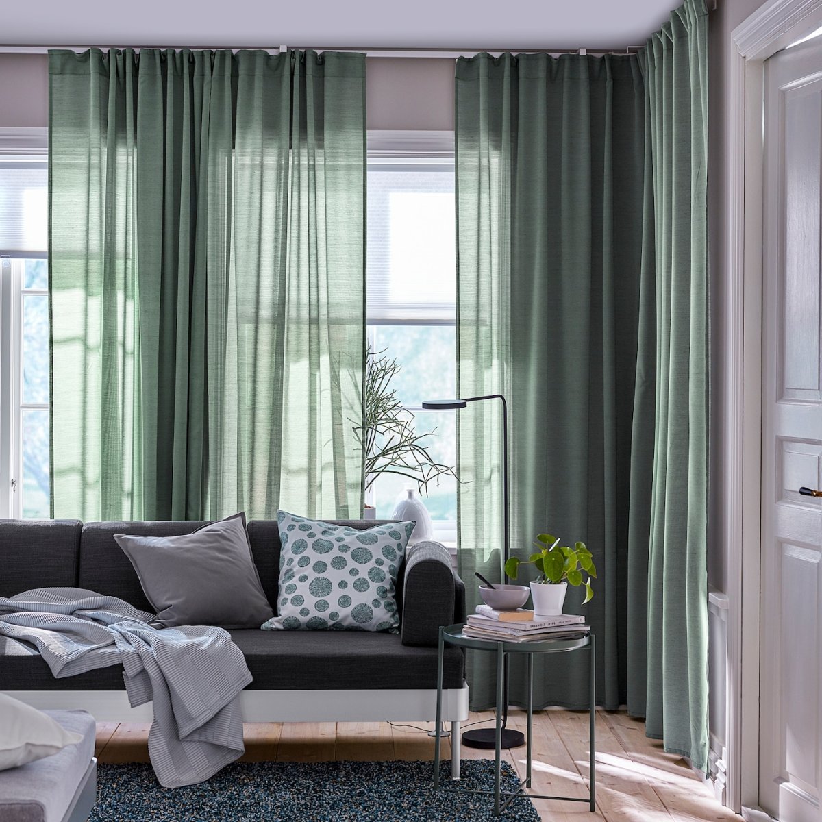 Серый цвет в интерьере