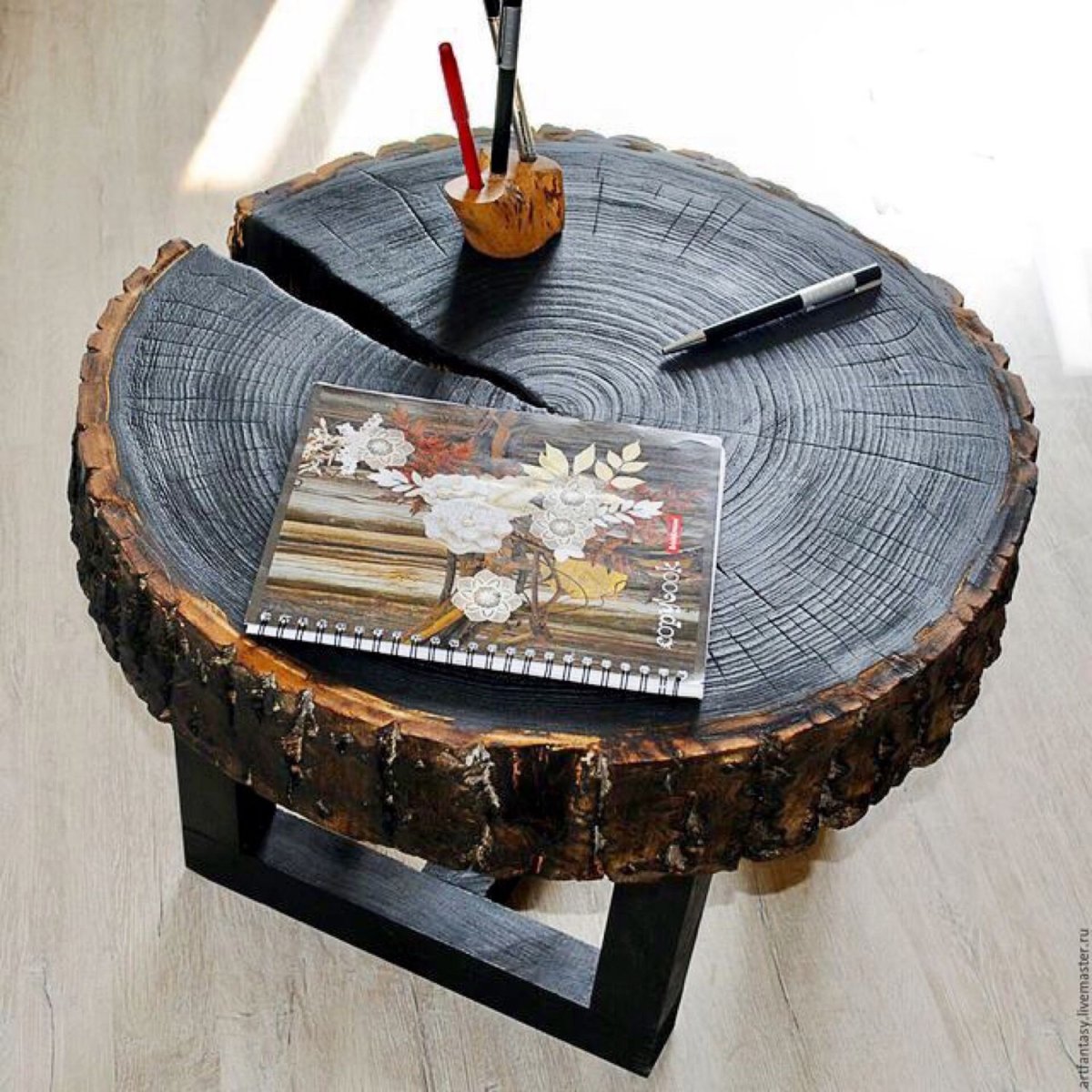 Лофт столик журнальный из спила