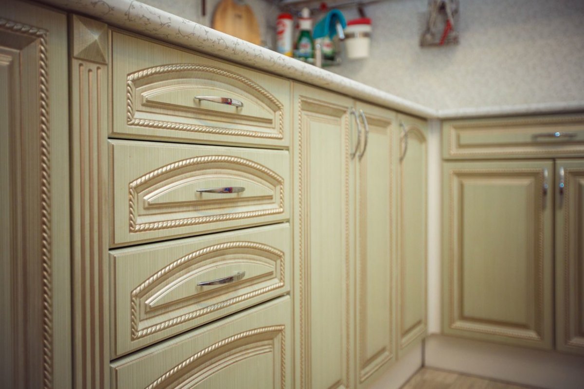 Кухня патина из ясень золотой 43405