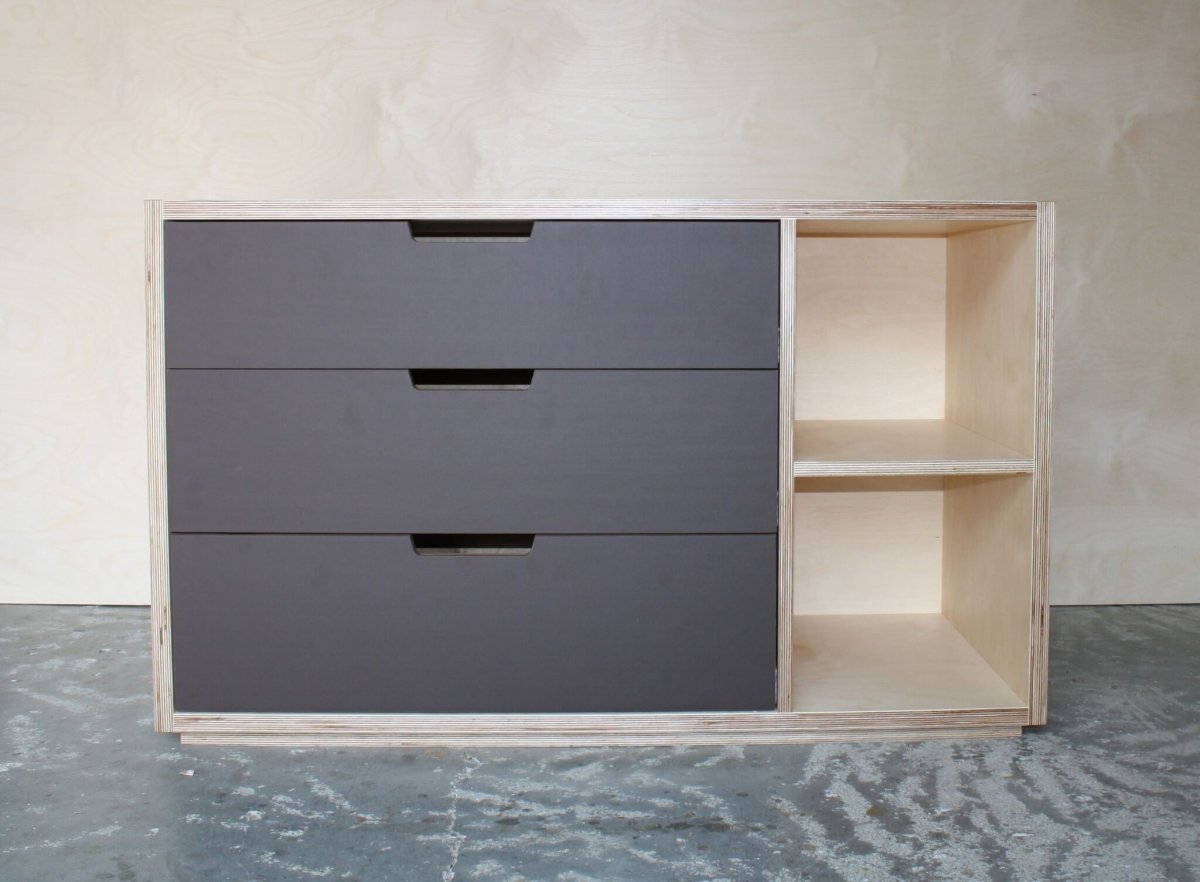 Шкаф для инструмента из фанеры