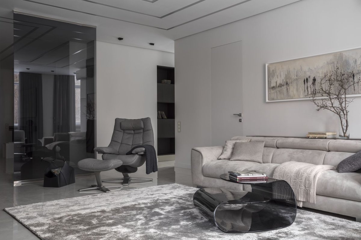 Серая декоративная штукатурка в интерьере